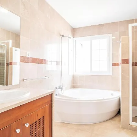 Amazing In With Kitchen *